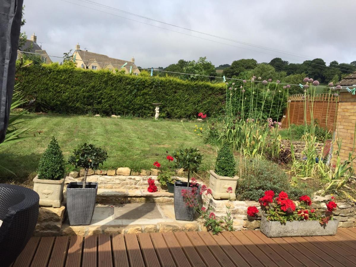 Zen Cottage, Cheltenham Уинчкомб Екстериор снимка
