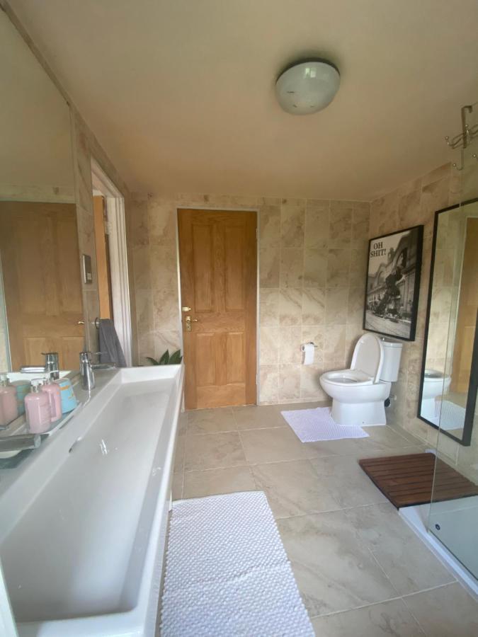 Zen Cottage, Cheltenham Уинчкомб Екстериор снимка