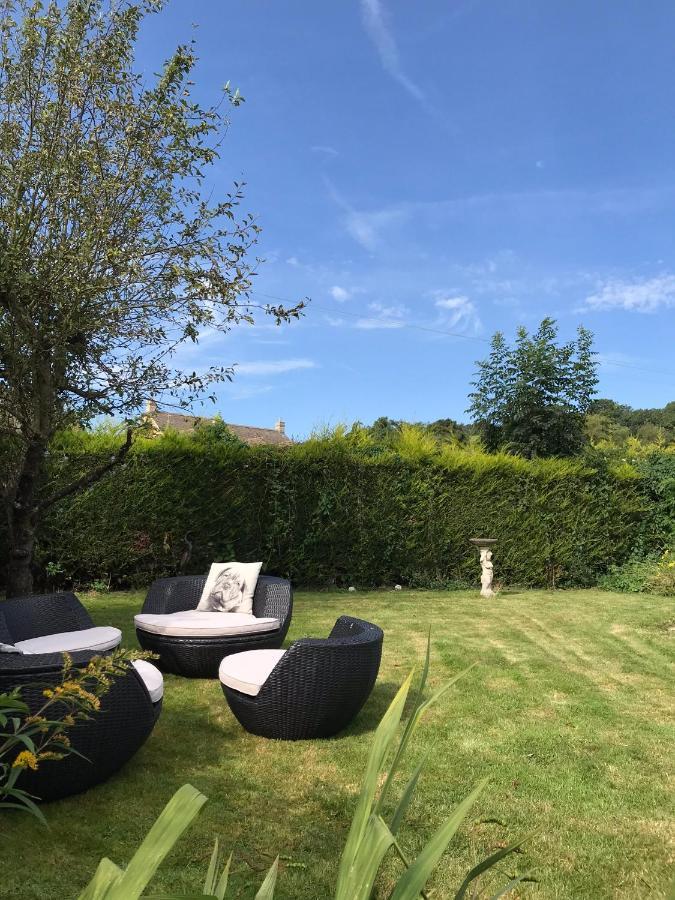 Zen Cottage, Cheltenham Уинчкомб Екстериор снимка
